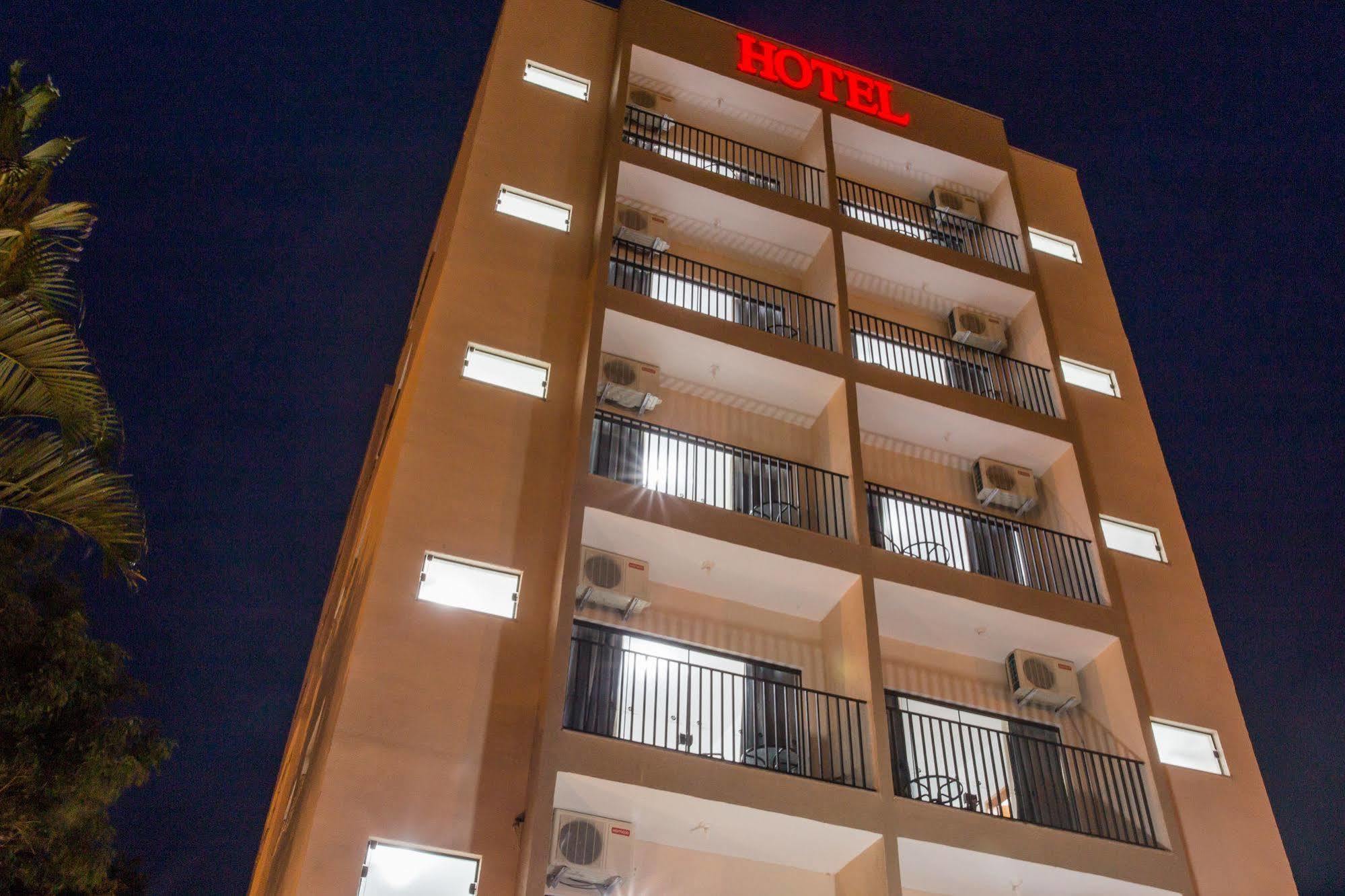 Domum Hotel Pindamonhangaba Exterior photo